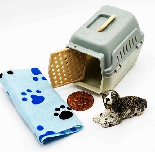 Dolls house dog pet - house, carrier