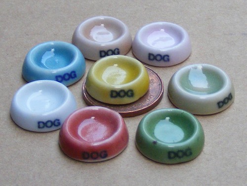 Dolls house ceramic dog - dolls,