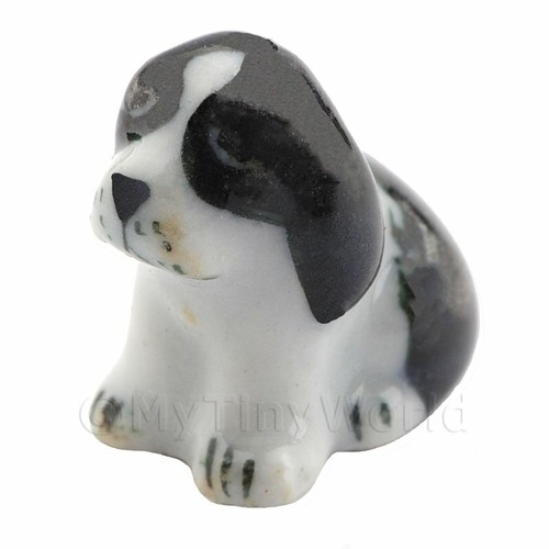 Dolls house miniature - dolls, ceramic